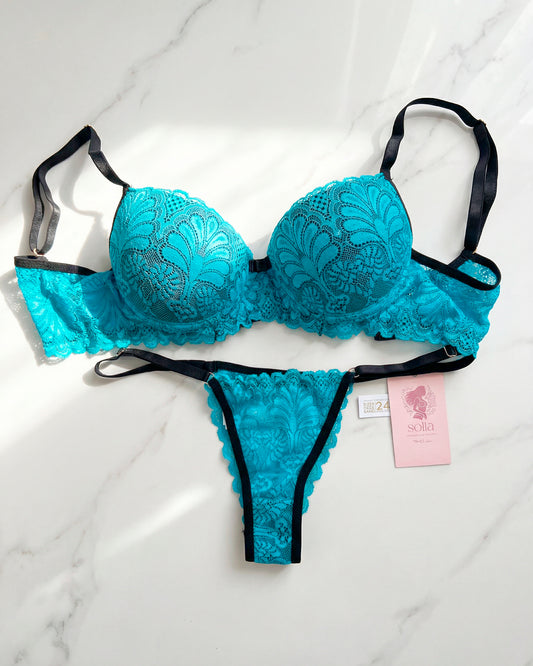 The Solta Whisper Set - Chloe